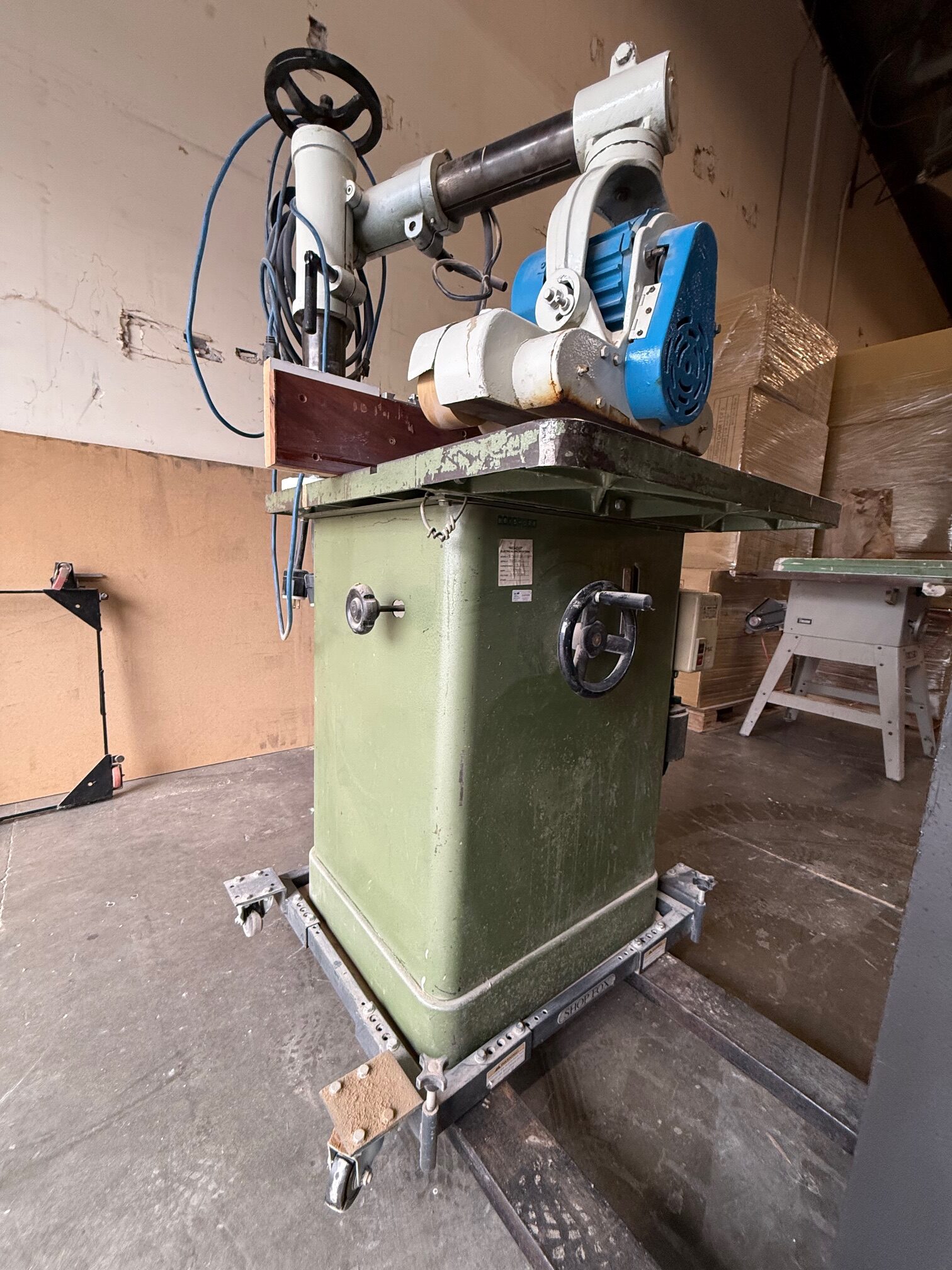 Equipment Lot: Spray Paint, Dust Collectors, Moulder, Saw, and Planer (Used) Item # UE-022425F