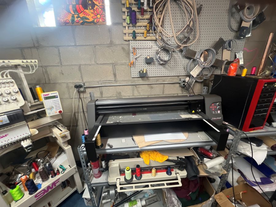 Ioline Appliqué Sports Lettering Cutter Model 350HF System (Used) Item # UE-031025B