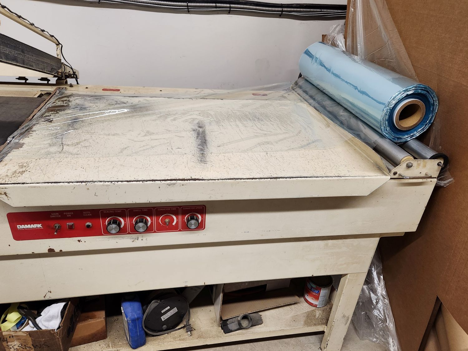 Damark 37″ Shrink Packaging Heat Tunnel and L-Bar Sealer with Conveyor (Used) Item # UE-040825G