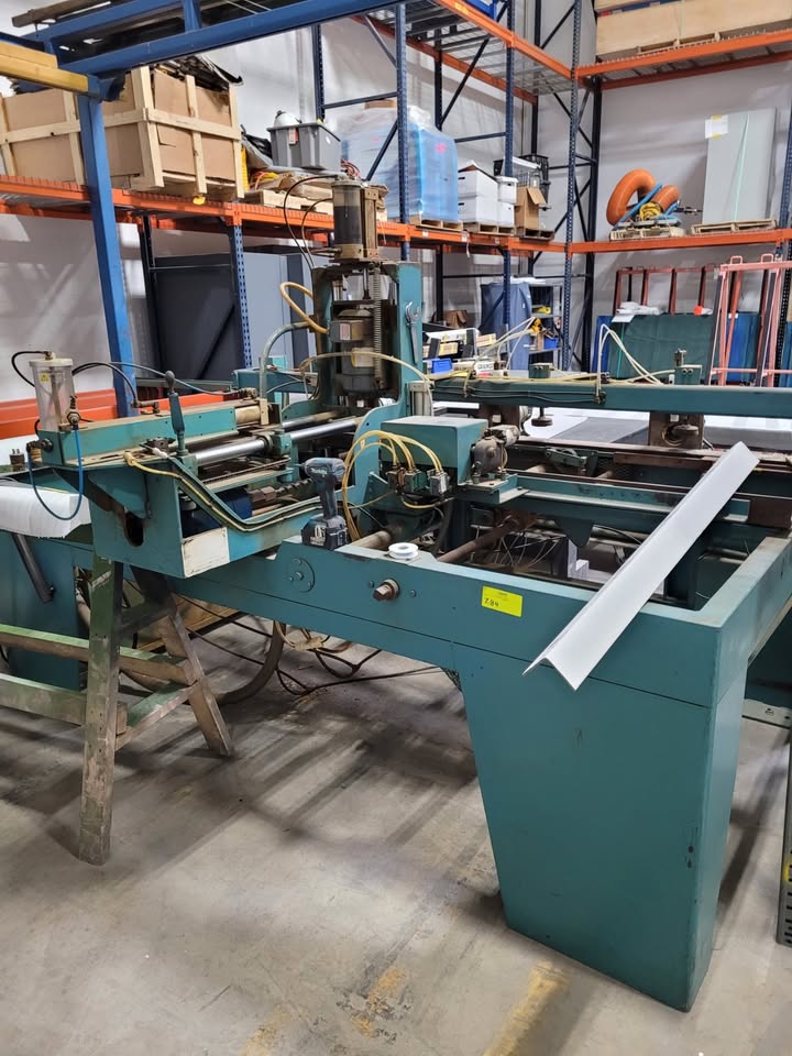 KVAL 950M / 950-3 High-Speed Hinge Jamb Door Machine (Used) Item # UE-040725A
