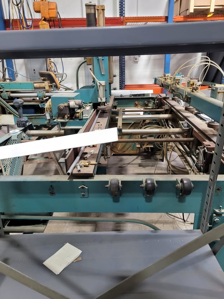KVAL 950M / 950-3 High-Speed Hinge Jamb Door Machine (Used) Item # UE-040725A
