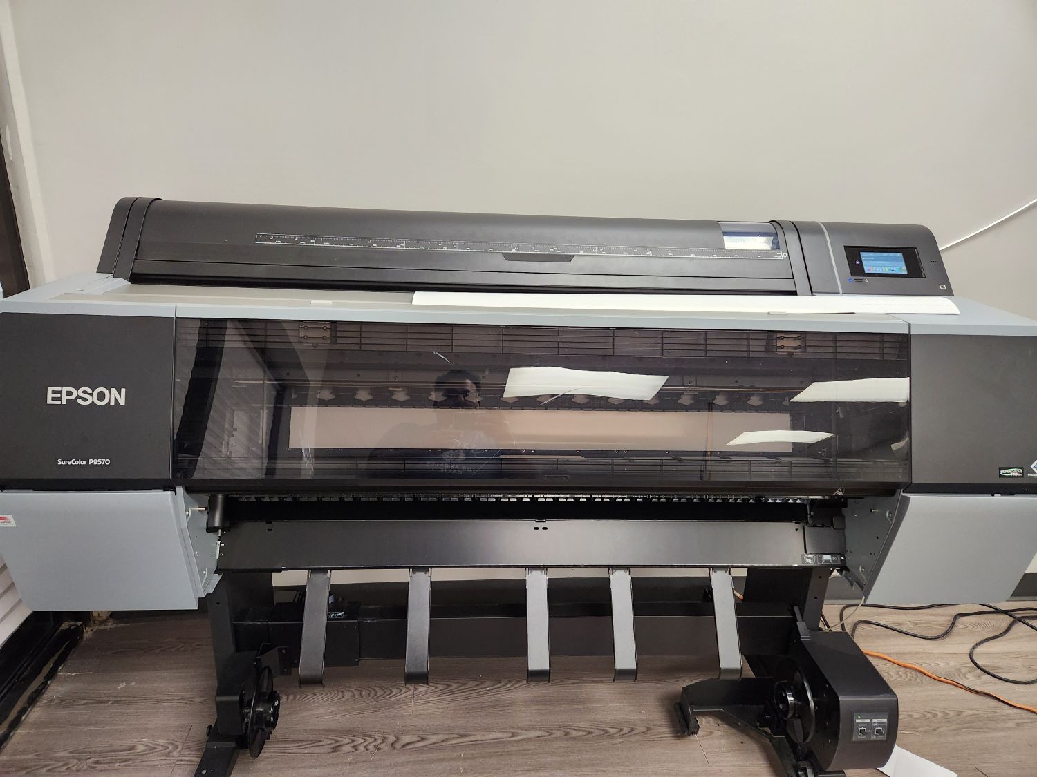 Epson SureColor P9570 44″ Wide-Format Inkjet Printer (Used) Item # UE-040825A