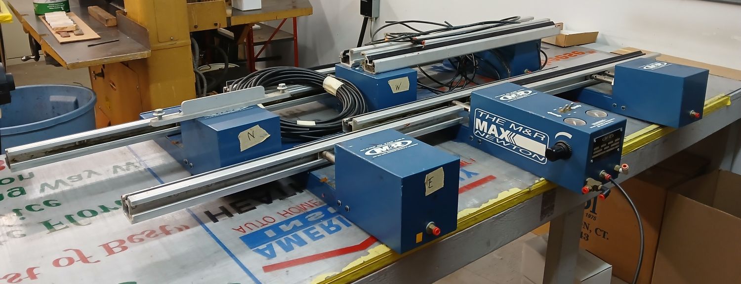 M & R Max Newton Screen Stretcher (Used) Item # UE-042625B