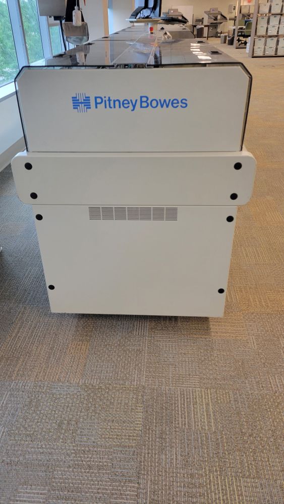Pitney Bowes Model SR8M Olympus II 32 Bin Sorter (Used) Item # UE-050725F