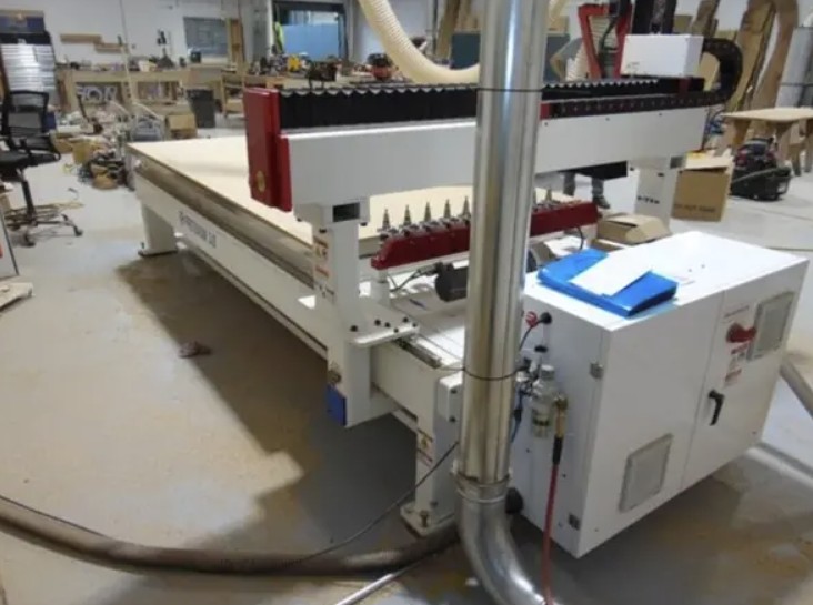 DMS Freedom 10 3-axis 5′ X 10′ Moving Gantry CNC Router (Used) Item # UE-051525D