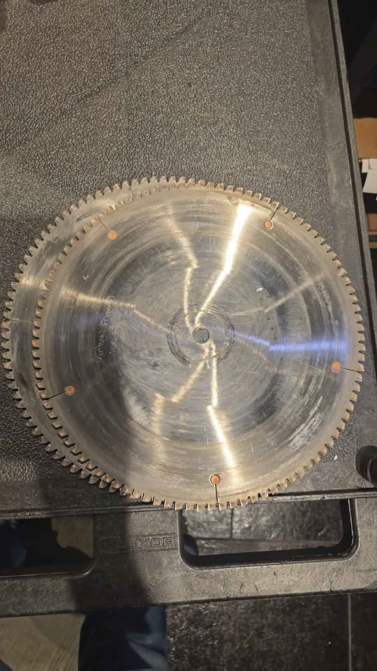 CTD D45X Double Miter Saw (Used) Item # UE-051625A