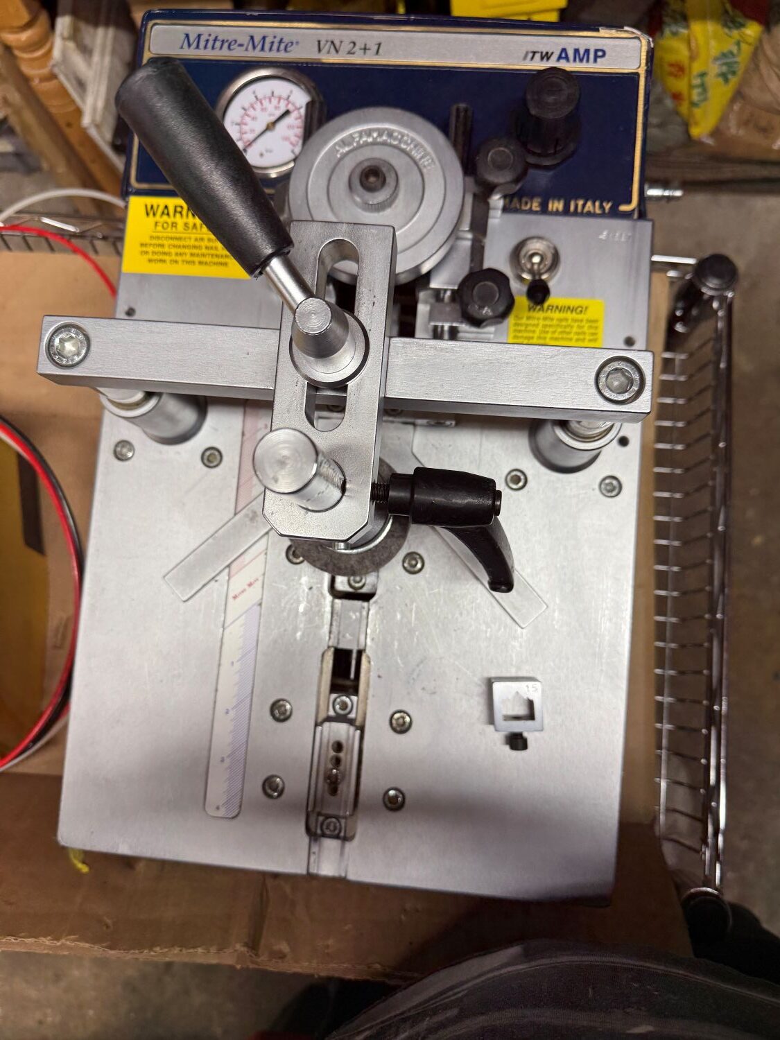 ITW AMP Mitre-Mite VN2+1 (U300) Frame Joiner (Used) Item # UE-050525A