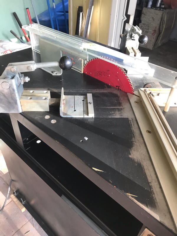 Frame Square Miter Saw (Used) Item # UE-050525C