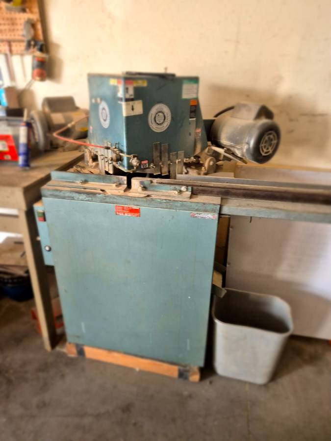 CTD D45X 10″ Pneumatic Double Miter Saw (Used) Item # UE-050925D