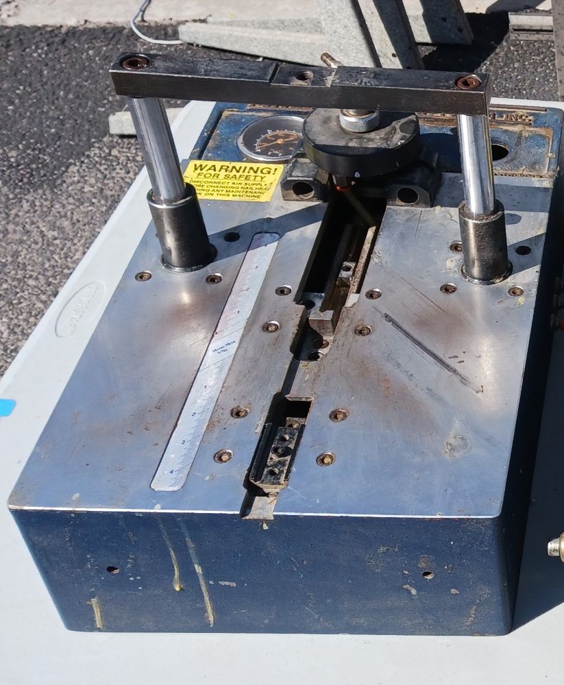 Putnam AMP Mitre-Mite VN2+1 Frame Joiner (Used) Item # UE-062725C