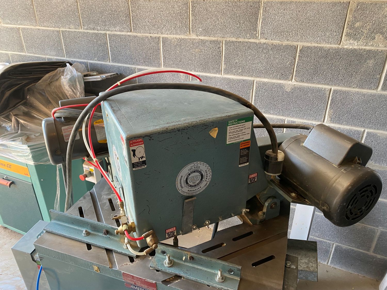 CTD D45X Double Miter Saw (Used) Item # UE-070225A