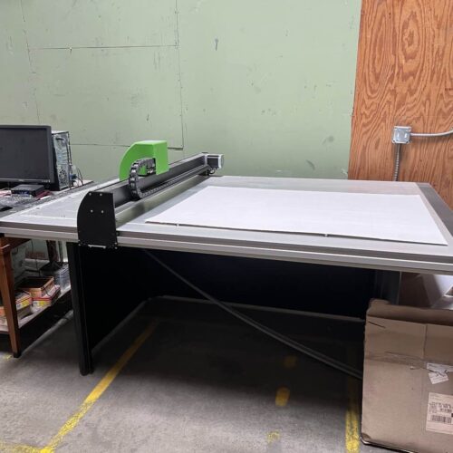 Gunnar AiOX XL Mat Cutter (Used) Item # UE-070225C