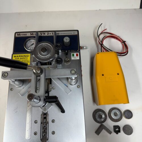 ITW AMP / AMP International VN2+1 ( AMP U300 ) Frame Joiner Underpinner (Used) Item # UE-070225D