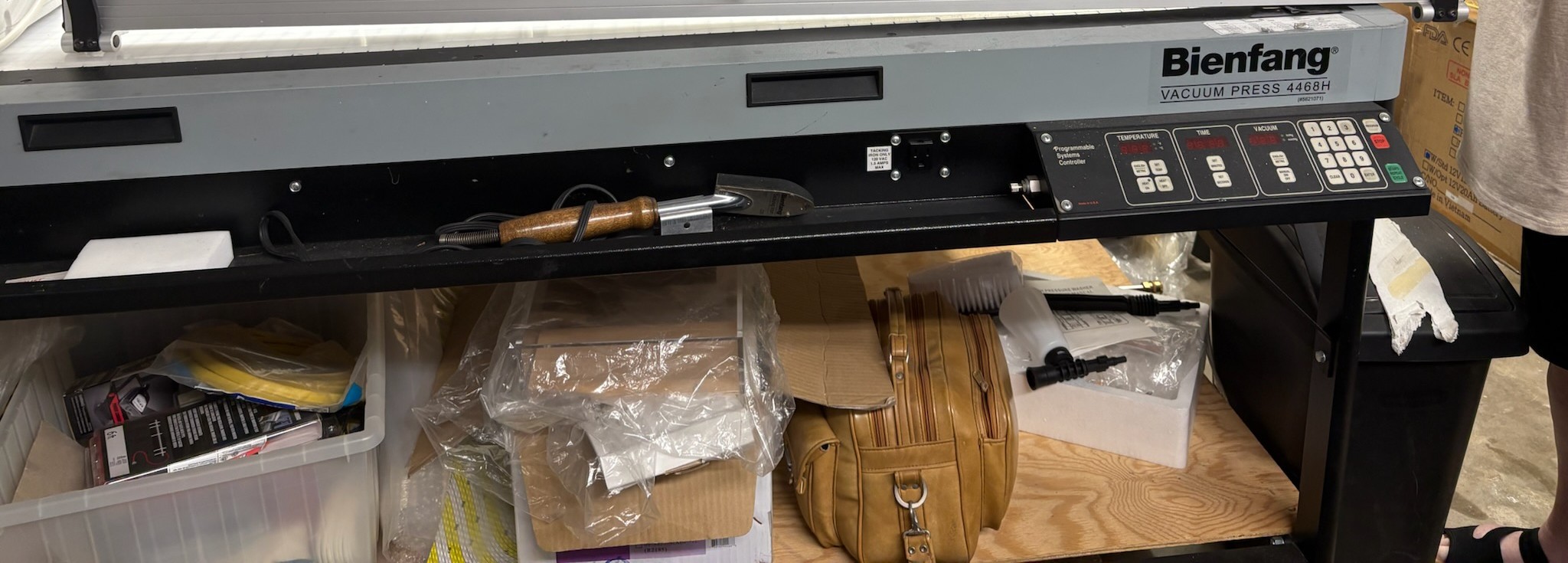 VacuSeal 4468H Vacuum Heat Press ( Bienfang / D&K Expression ) (Used) Item # UE-071825F