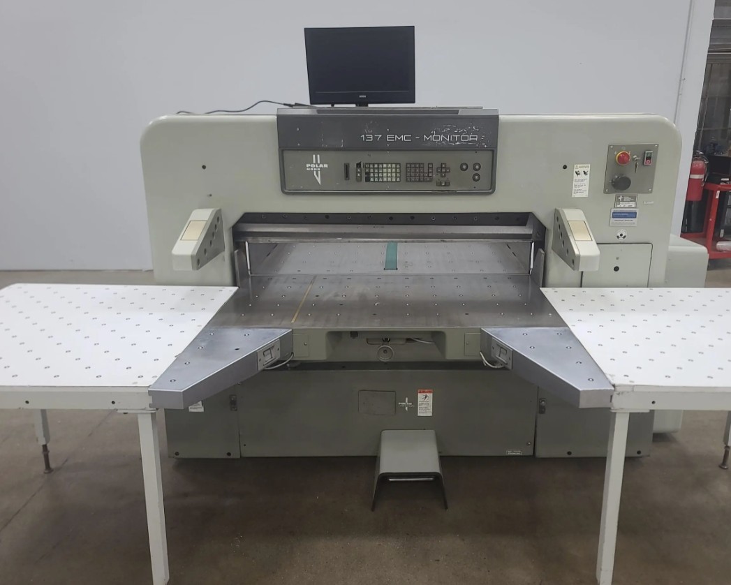 Polar 137EMC-MON 53in Programmable Paper Cutter w/ Safety Lights and Air Table (Used) Item UE-072125C