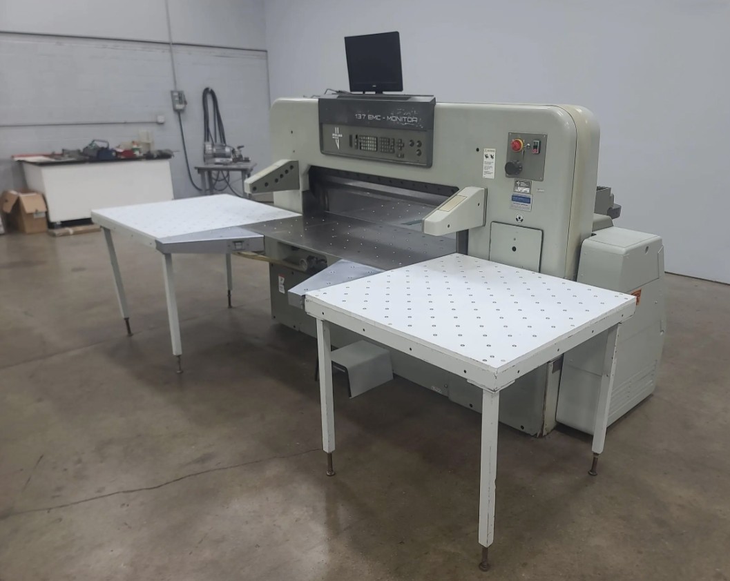 Polar 137EMC-MON 53in Programmable Paper Cutter w/ Safety Lights and Air Table (Used) Item UE-072125C