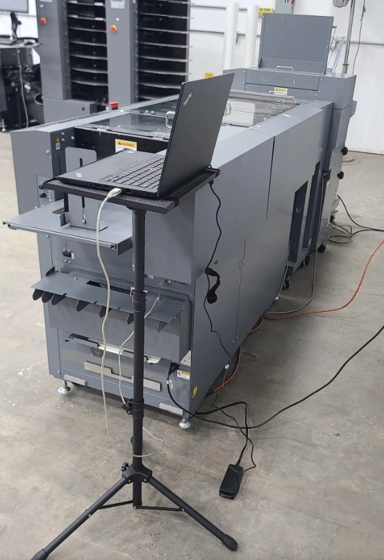 Duplo DC-646 Slitter / Cutter / Creasing Machine w/ DC-F1 Folder, DC-SC1 Straight Conveyor, and Composition Laptop (Used) Item # UE-072825K