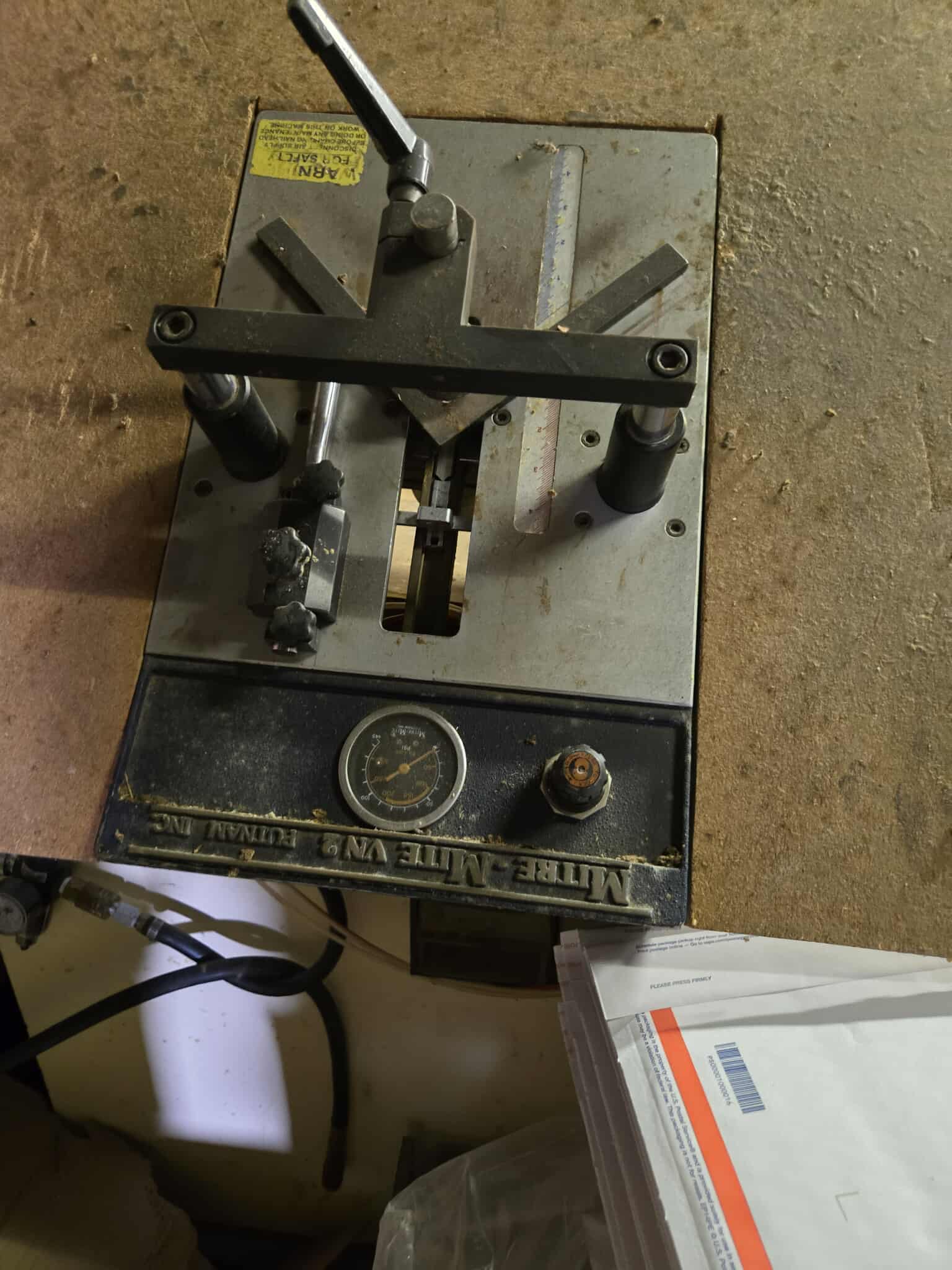 Putnam Mitre-Mite VN2 ( AMP / ITW AMP / Fletcher AMP) Frame Joiner (Used) Item # UE-081325D