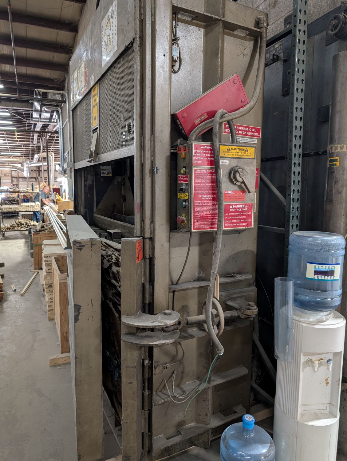 Piqua Model 4830 Vertical Hydraulic Recycling Compactor Baler (Used) Item # UE-081925A