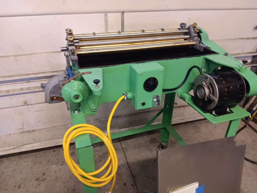 Potdevin Z21 21″ Hot Gluer (Used) Item # UE-082525B