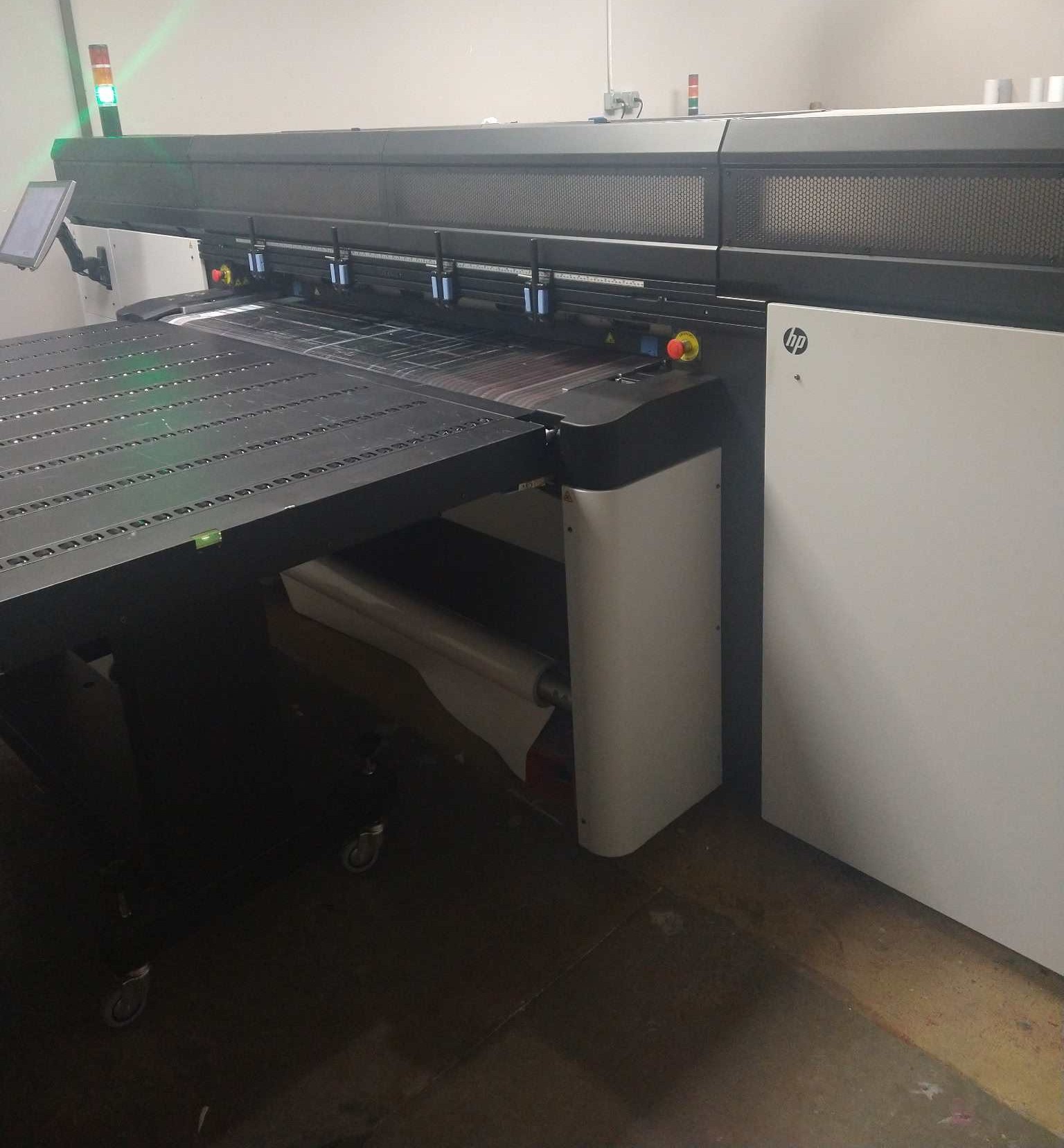 HP R1000 64″ Latex Printer (Used) Item # UE-091725A