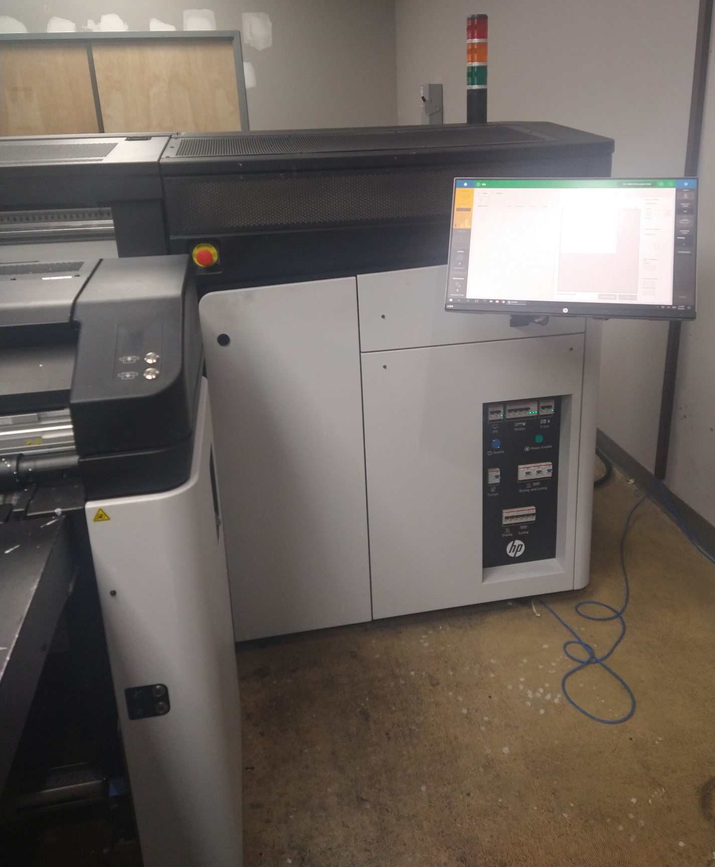 HP R1000 64″ Latex Printer (Used) Item # UE-091725A