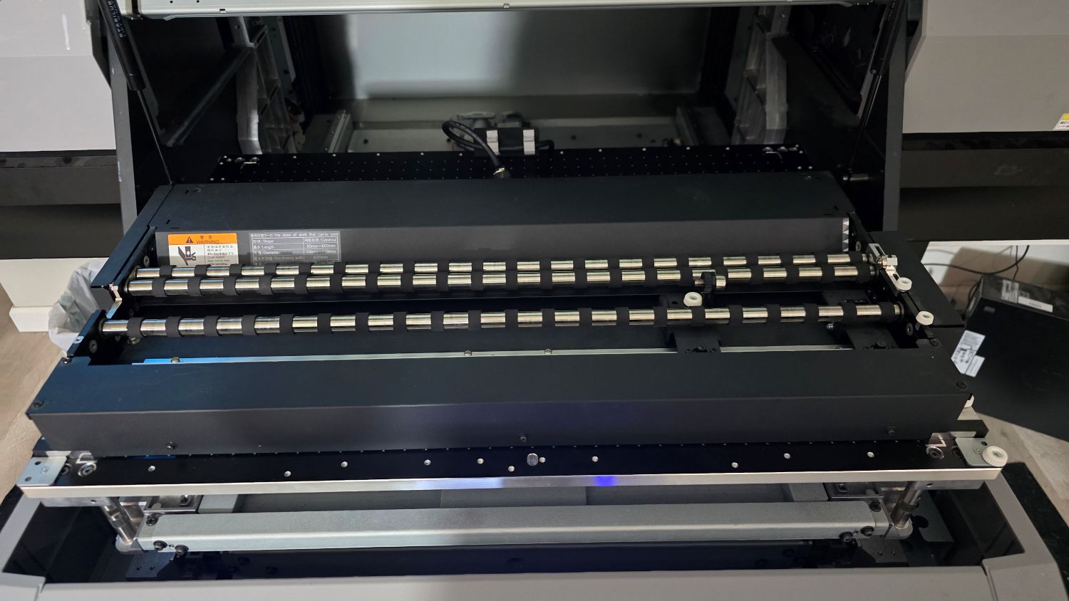 Mimaki UJF-6042MkII-e Flatbed Printer (Used) Item # UE-100125A