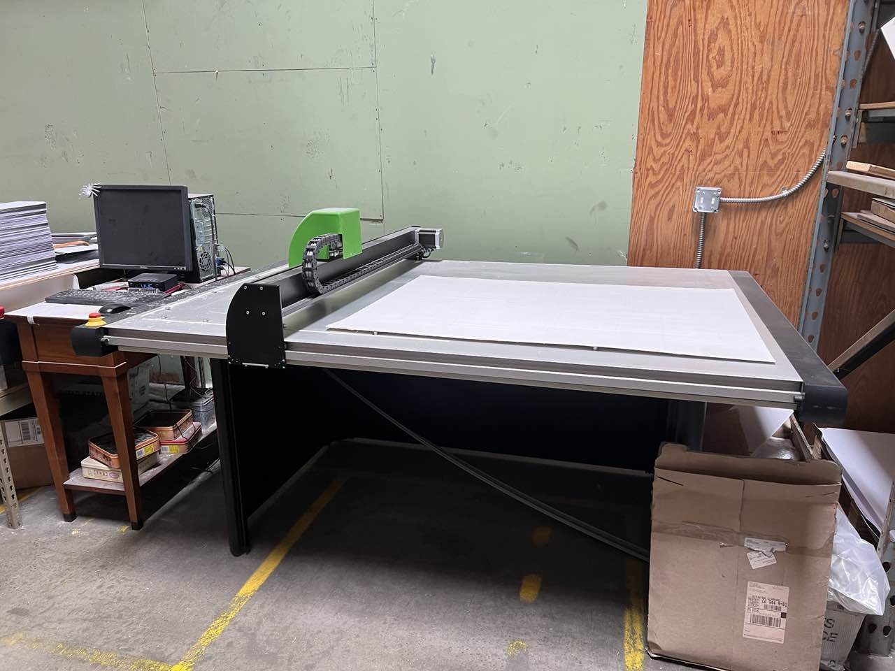 Gunnar AiOX Professional XL Mat Cutter (Used) Item # UE-102425C