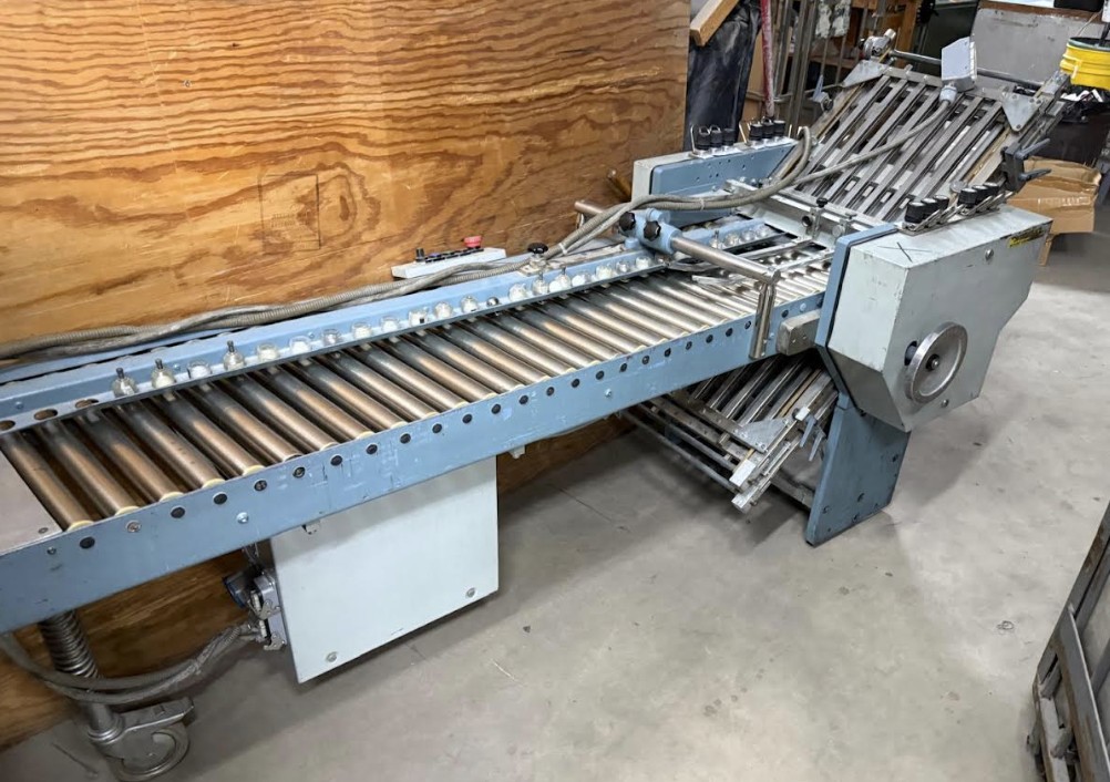 MBO B26 4/4/4 Folder (Used) Item # UE-103025B