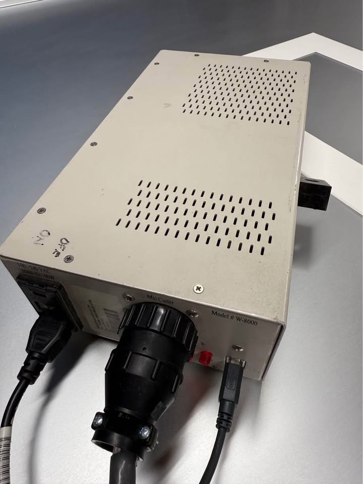 Wizard 8500e CMC Computerized Mat Cutter (Used) Item # UE-103025C