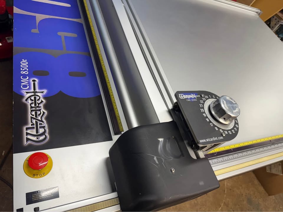 Wizard 8500e CMC Computerized Mat Cutter (Used) Item # UE-103025C