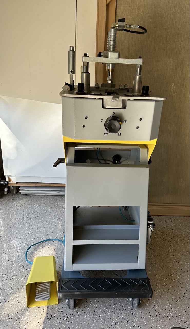 INMES IM-5P Joiner / Vnailer / Underpinner (Used) Item # UE-110525A