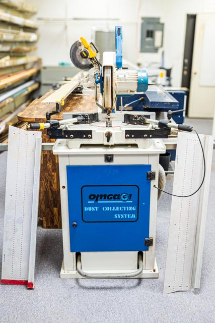 Omga T 50 350 Mitre Saw with Dust Collecting System (Used) Item # UE-111225C