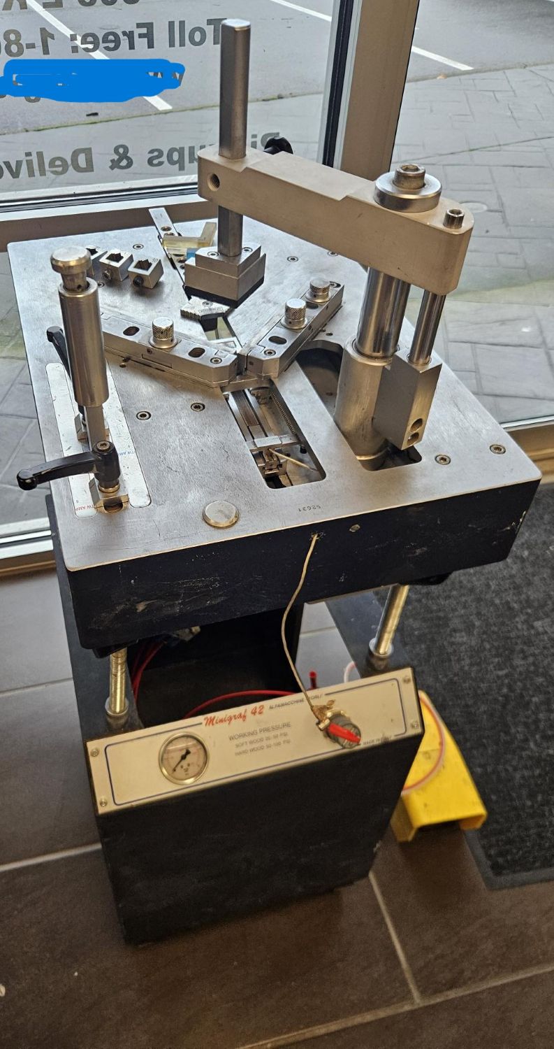 ITW AMP VN42 Frame Joiner / Underpinner (Used) Item # UE-111925D