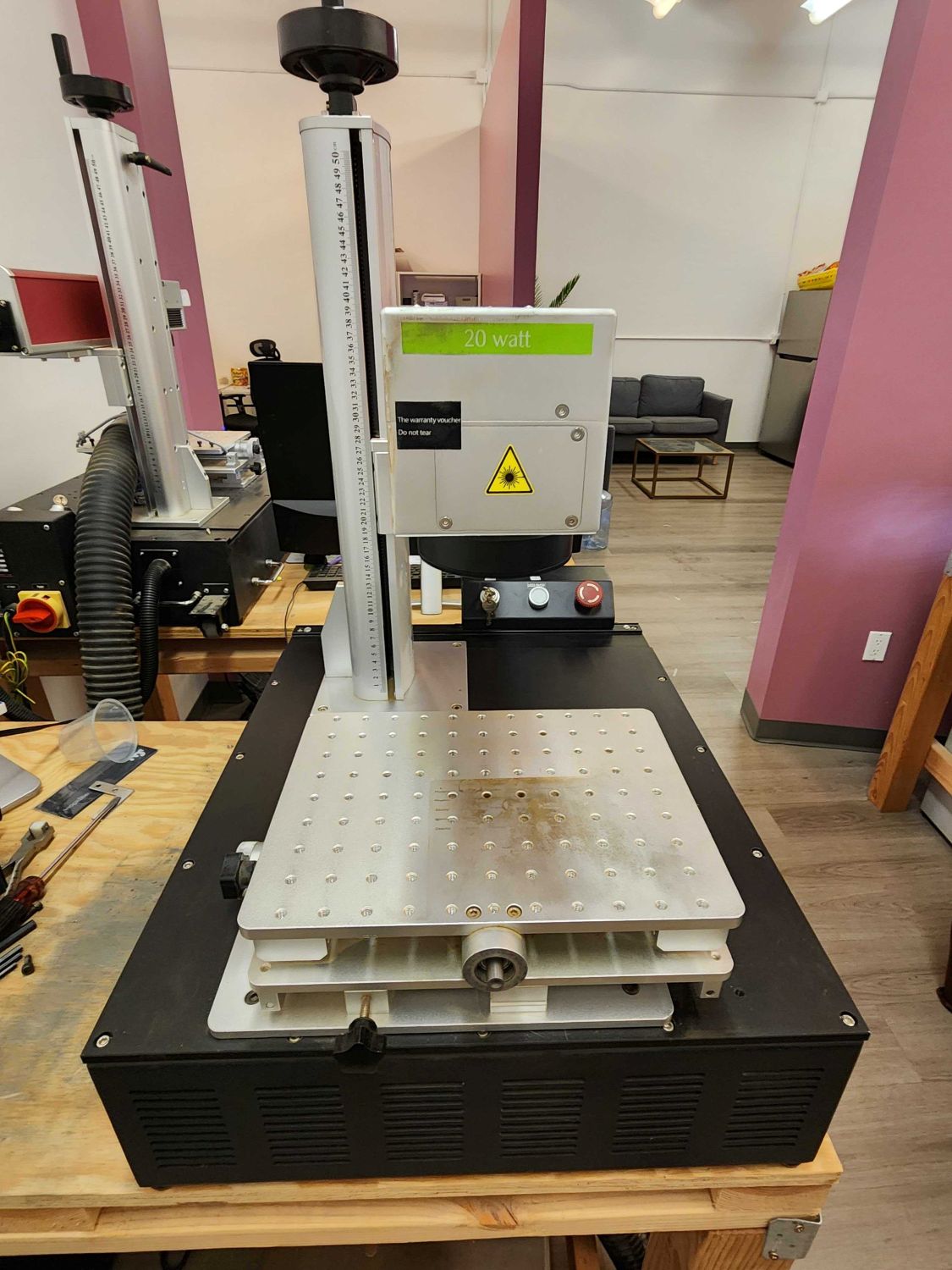 Boss FM-D 20 Desktop Fiber Laser Marking Machine (Used) Item # UE-112325A