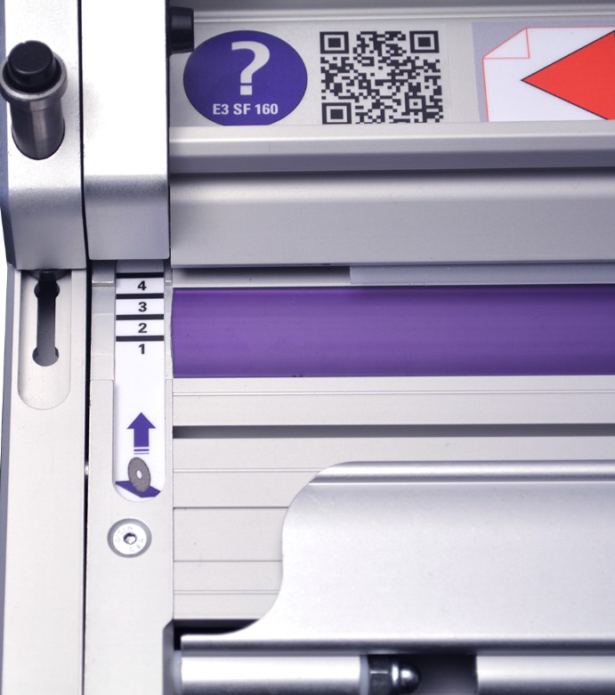 Keencut Evolution3 SmartFold Cutter (New) Item # SC-105000