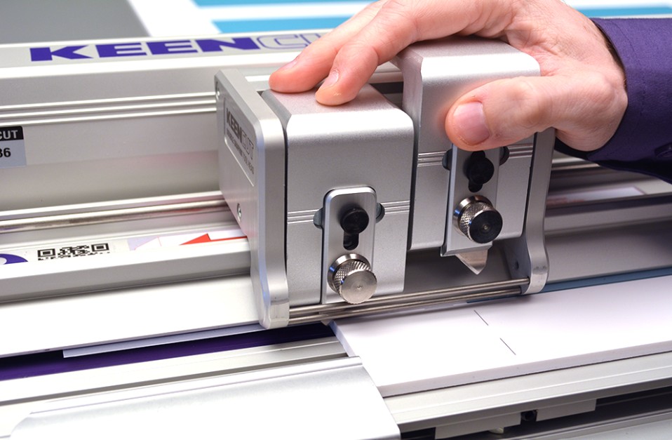 Keencut Evolution3 SmartFold Cutter (New) Item # SC-105000