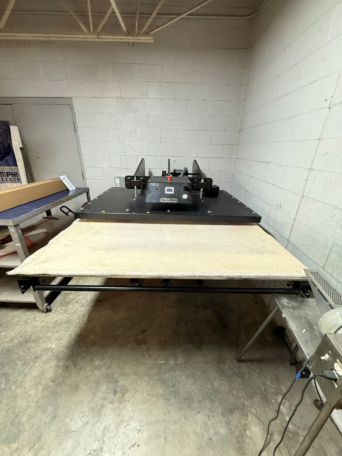 Geo Knight Maxi-Press Air Automatic 4464AP Large Format Heat Press (Used) Item # UE-121225D