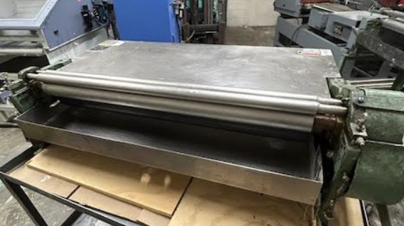 Potdevin NTZ32 32″ Cold Gluer (used) Item #UE-122125B