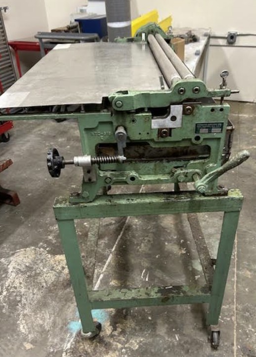 Potdevin NTZ32 32″ Cold Gluer with Stand (used) Item #UE-122325A