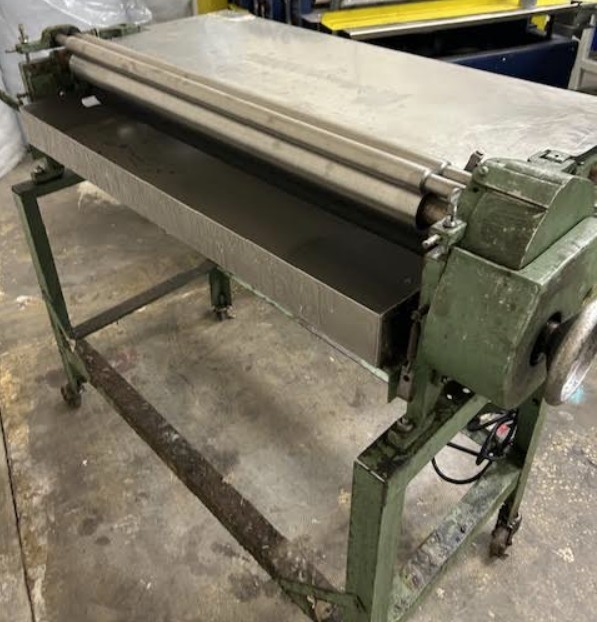 Potdevin NTZ36 36″ Cold Gluer w/ Stand (Used) Item # UE-123025B