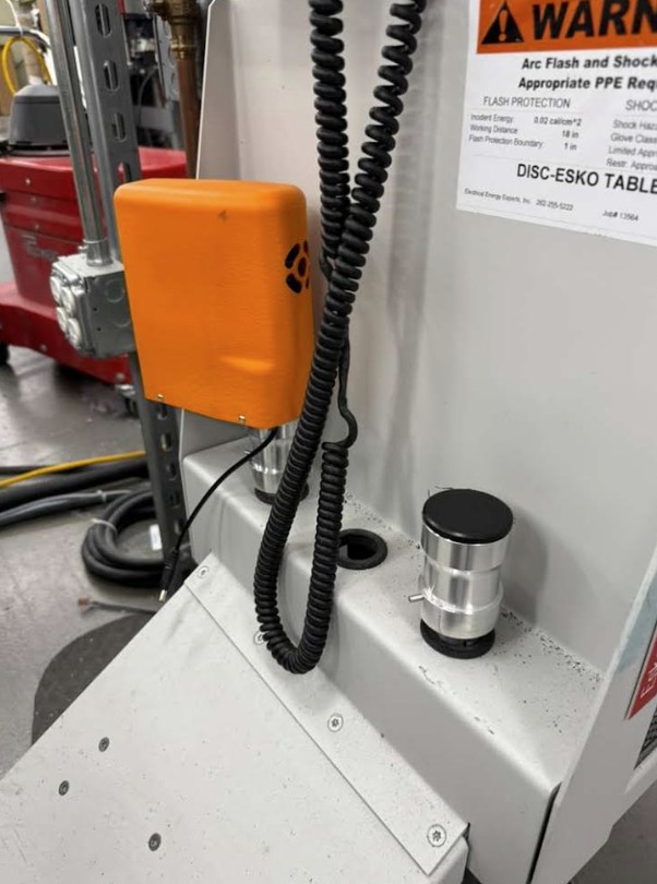 Kongsberg XN24S Digital Cutter (Used) Item # UE-010926C