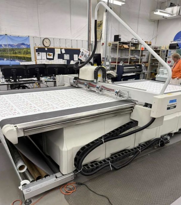 Kongsberg XN24S Digital Cutter (Used) Item # UE-010926C