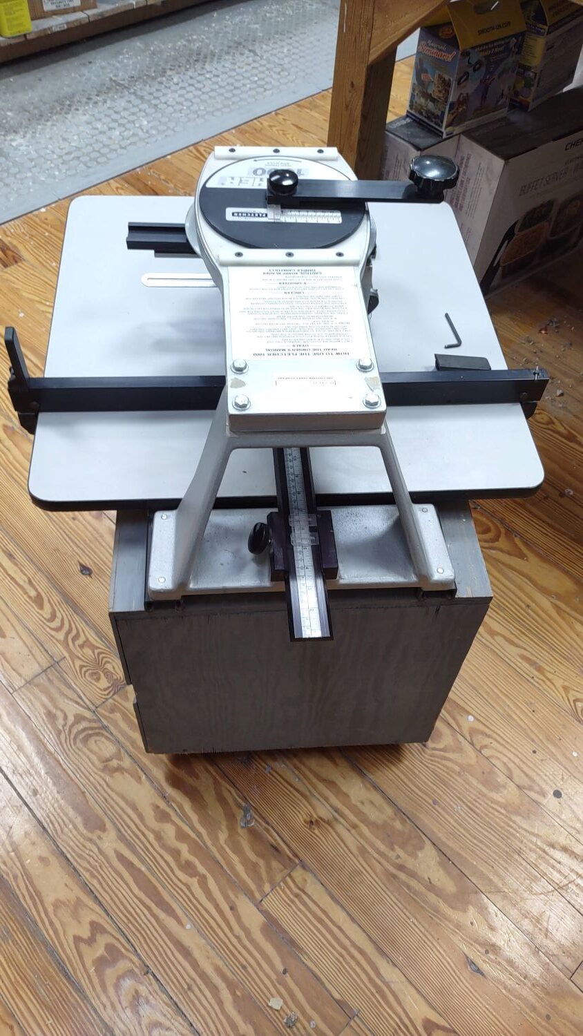 Fletcher 1000 Oval and Circle Cutter (Used) Item # UE-011926C