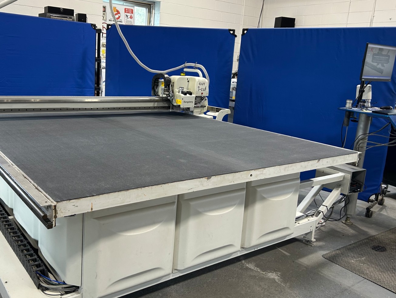 Kongsberg XL44 Digital Cutter (Used) Item # UE-012026B