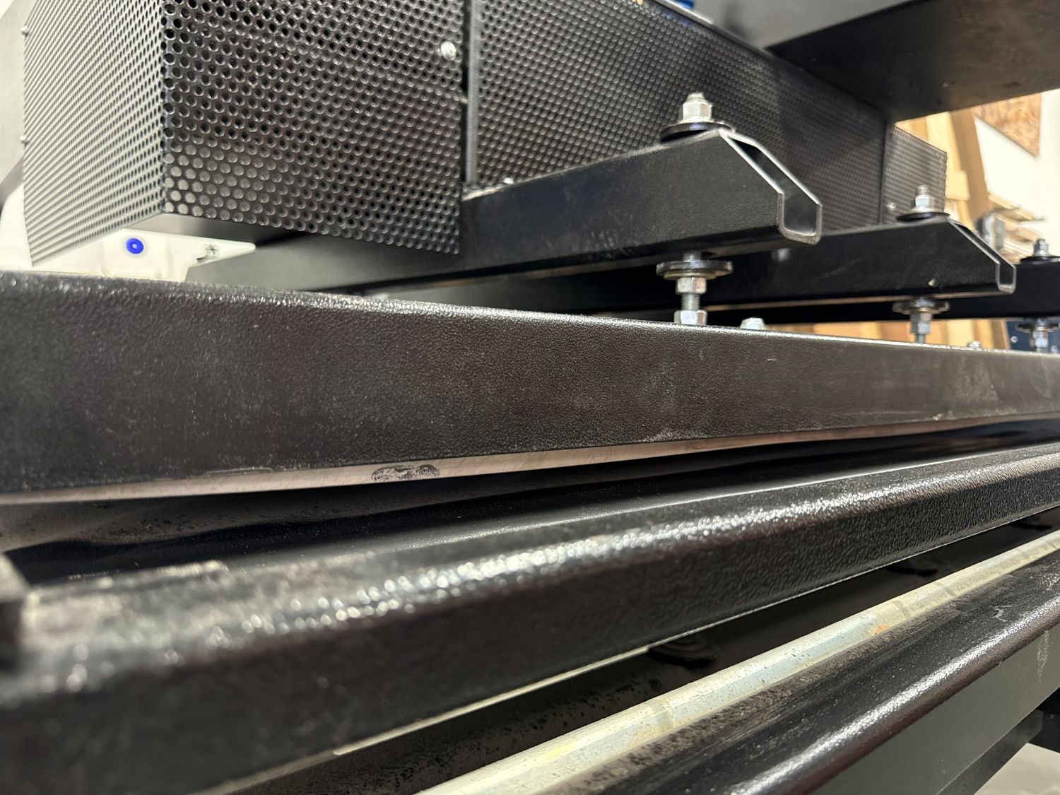 Geo Knight Maxi Press MAXI-4060AW 44″ x 64″ Top & Bottom Air Heat TWIN Press (Used) Item # UE-012626B