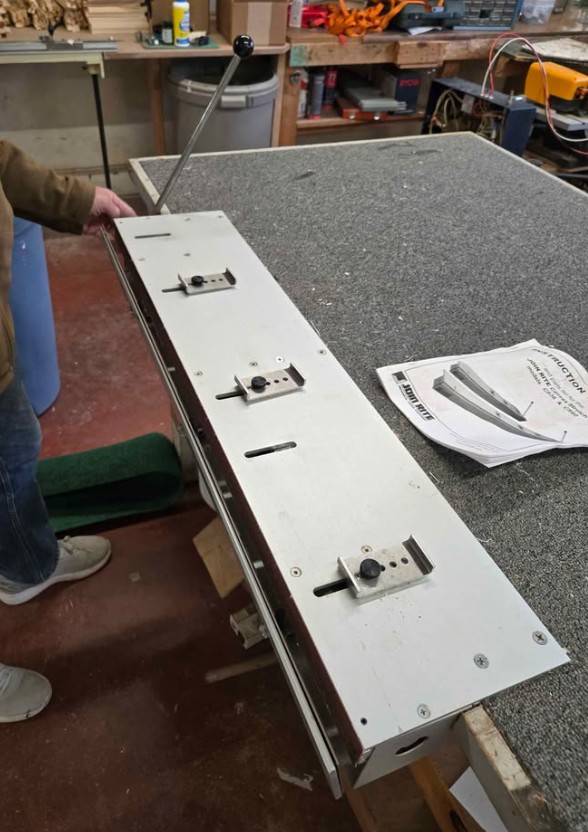 Joinrite C36 36″ Canvas Stretcher (Used) Item # UE-012626D