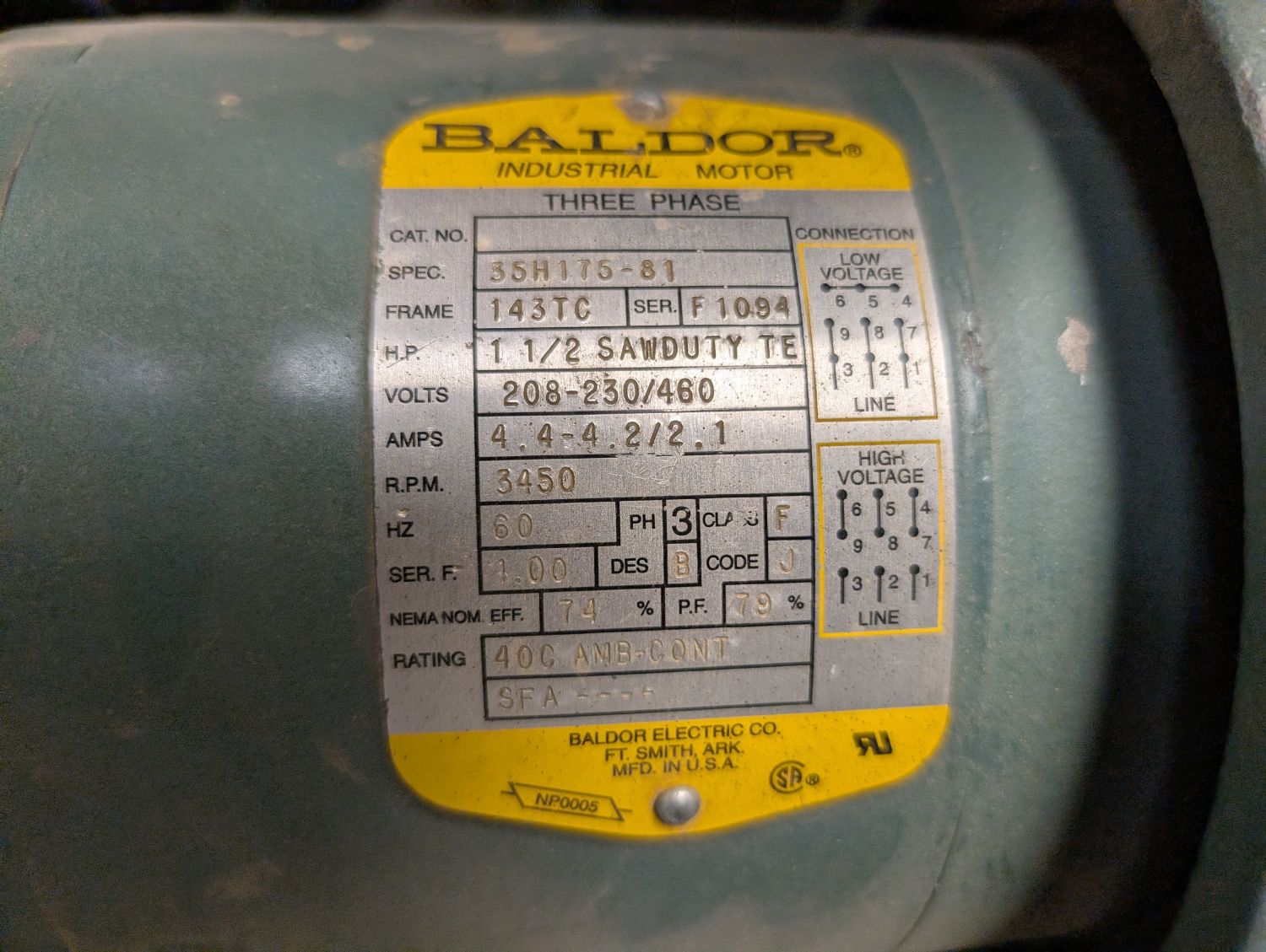 Pistorius MN200 Double Mitre Saw and Laguna Dust Collector (Used) Item # UE-020426B