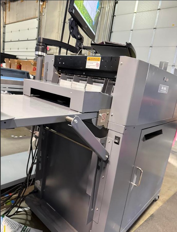 Duplo DC-616 Slitter / Cutter / Creaser (Used) Item # UE-021726B