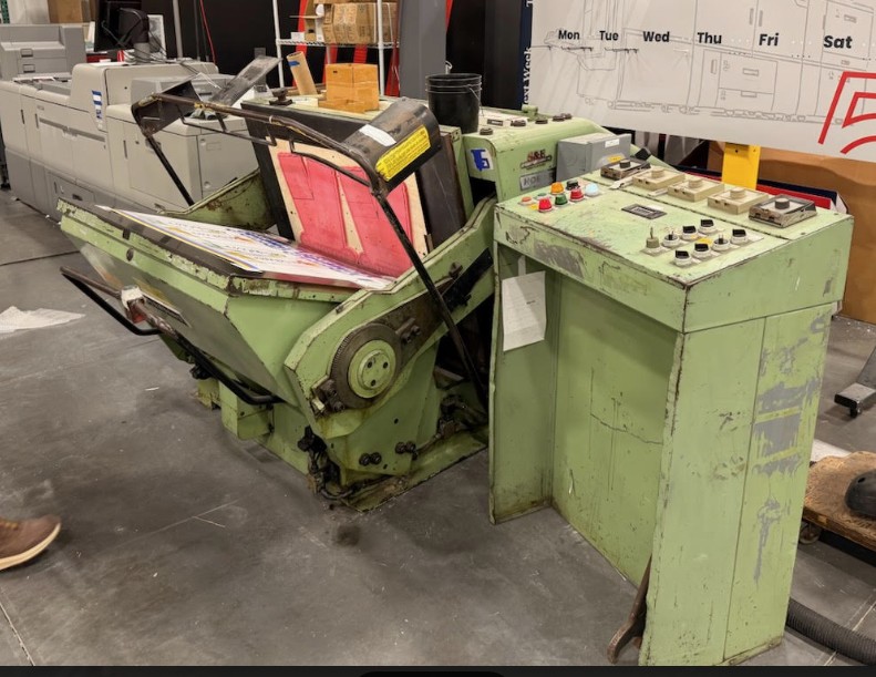 Standard Clamshell Die Cutter 32 x 44″ (Used) Item # UE-021826A
